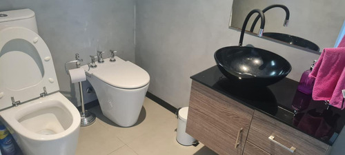 Casa En Venta - 3 Dormitorios 4 Baños - Cochera - 900mts2 - Ituzaingó