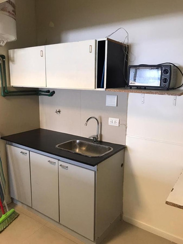 Imagen 4 de 11 de En Venta Con Renta - Hermoso Y Amplio Dpto A Metros De Florida Y Av. Cordoba