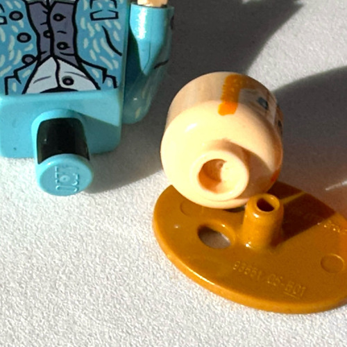 Lego Minifigura Vicent Van Gogh Ideas 21333 1 Ideas (Usado)