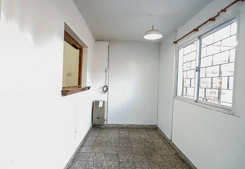Ph En Venta - 2 Dormitorios 1 Baño - 261mts2 - Berisso