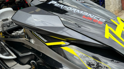 Moto De Agua Yamaha Vxr 1800 Aspirada 1800cc 2015 Linea Nuev
