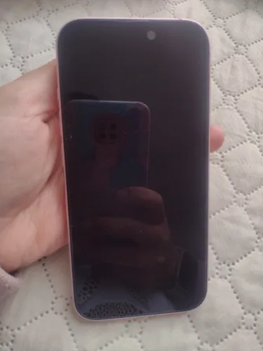 Apple iPhone 15 (256 Gb) - Rosa (Usado)
