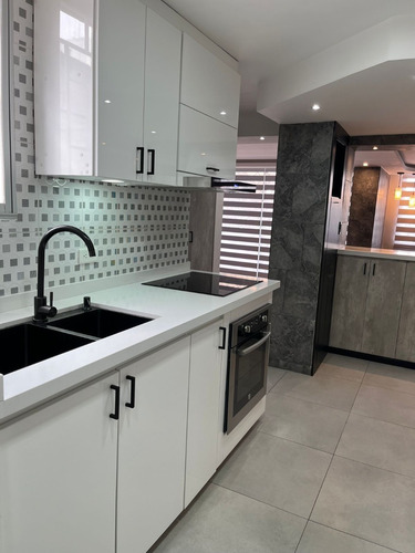 Imagen 5 de 27 de Departamento Recién Remodelado. Moderno.terminaciones De 1ra