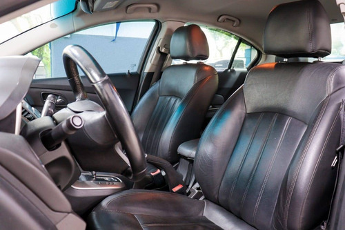 Imagem 12 de 15 de Chevrolet Cruze 1.8 Lt 16v Flex 4p Automático