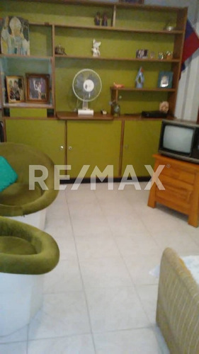 Imagen 6 de 12 de Casa En Veta Ubicada En Urb. Horizonte