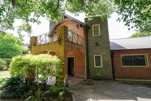Imagen 3 de 23 de Venta Casa Con Parque Y Pileta Parque Leloir, Ituzaingo