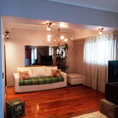 Imagen 2 de 12 de Venta De Departamento De 4 Ambientes En Wilde Centro