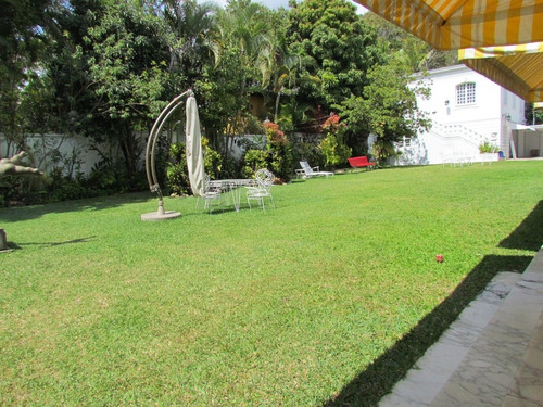 Se Vende Bella Mansión En El Country Club De Caracas Mls 25-13547