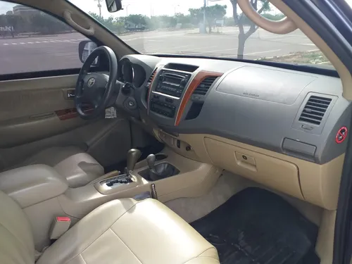 Toyota Fortuner Blindada 4x4