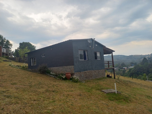 Flores Propiedades Vende Hermosa Casa En Raco A 150 Mts De Ruta 341 Con Vista Excepcional!!!