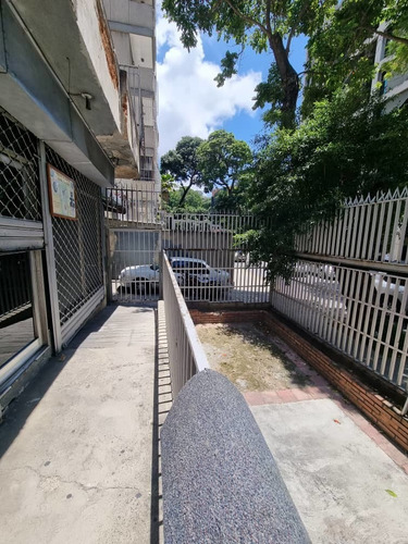 Imagen 15 de 20 de En Venta Edificio Comercial En Chacaito Chacao / 0414-3907836