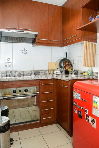 Imagen 9 de 23 de En Venta Departamento 2d1b En Metro Parque Almagro