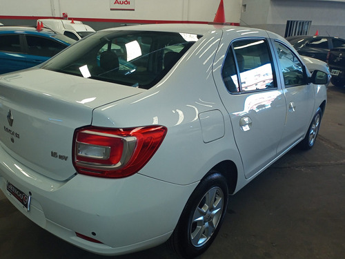 Renault Logan 1.6 Privilege Plus // Anticipo $510000