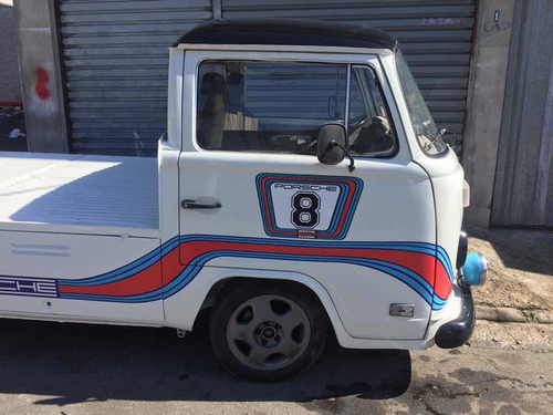 Imagem 3 de 15 de Volkswagen Kombi