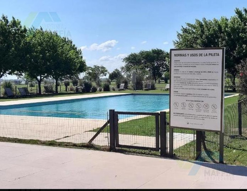 Imagen 8 de 20 de Venta Terreno En San Sebastián Area 13, Frente A Plaza!