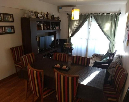 Departamento De 2 Ambientes En Complejo Habitacional De Oliden