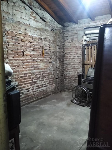Casa / 3 Ambientes / Ituzaingo