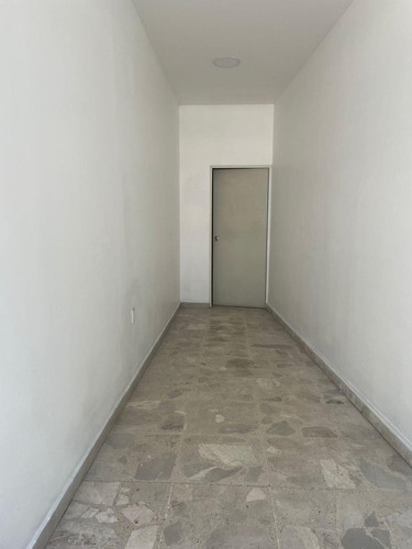 Local Comercial En Venta Y Renta Con Departamento En Col. Las Reynas, Irapuato, Gto.