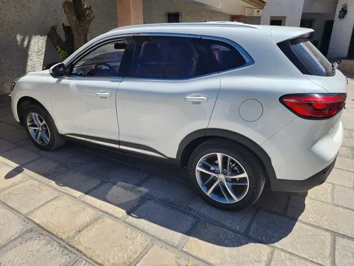 MG HS 1.5 Exite