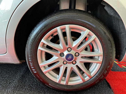 Imagem 13 de 14 de Ford Focus Sedan Glx 2.0 16v 4p 2013