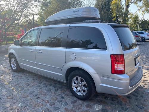 Chrysler Town & Country 2008