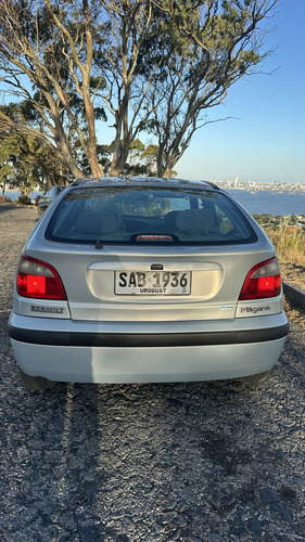 Renault Megane 1.6 16v