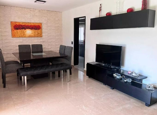 Casa En Venta Barrio Haras Maria Elena 4 Ambientes Fondo Libre Piscina