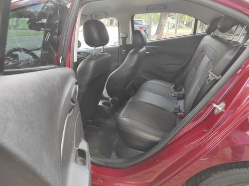 Imagen 8 de 8 de Chevrolet Onix 2017 1.4 Effect 98cv