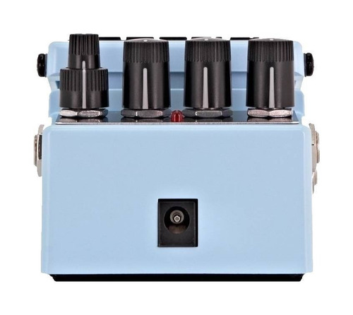 Imagen 4 de 5 de Pedal de efecto para instrumento de cuerda Boss Chorus Ensemble CE-5 celeste
