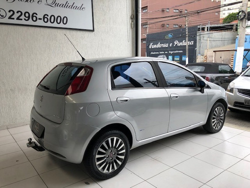 Fiat Punto 1.8 Hlx 8v Flex 4p Manual 2010/2010