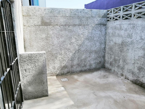 Venta Monoambiente Con Patio Peñarol