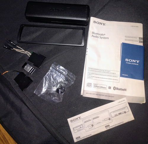 Solo Caja Accesorios Sony Mex N6050bt Marco Estuche Y Manual (Usado)