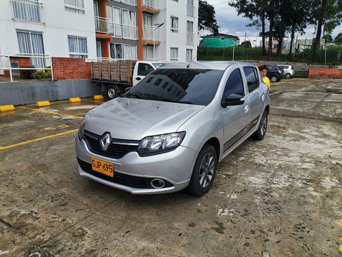 Renault Sandero Polar