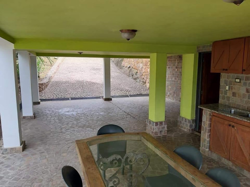 Imagen 14 de 28 de Casa En Venta 3 Dormitorios - Villa Del Lago - Carlos Paz