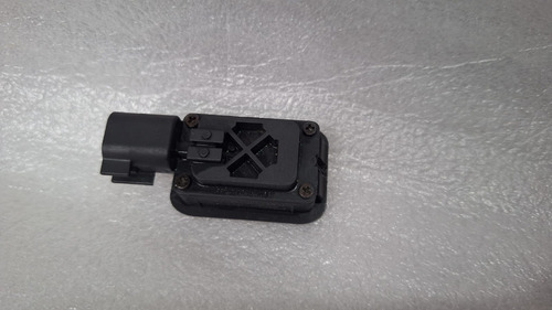 Botón Switch Apertura Tapa Cajuela Ford Escape 2013-2018 (Usado)