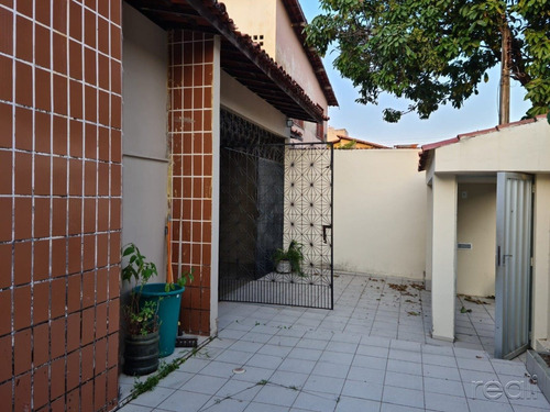 Imagem 2 de 15 de Casa - Cidade Dos Funcionarios - Ref: 1297 - V-rl1297