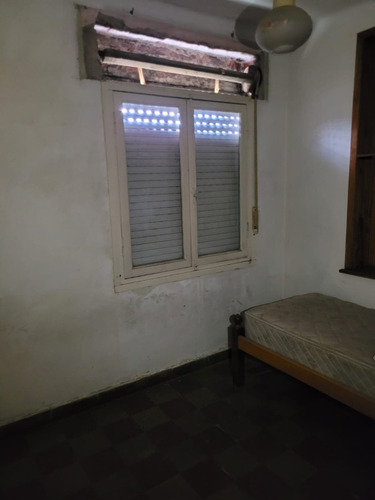 Casa A Refaccionar En El Barrio Sarmiento, Lujan (b) Excelente Ubicacion !
