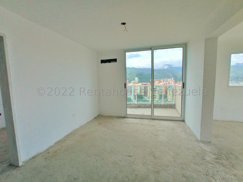 Apartamento Penthouse En Venta Obra Limpia Con Planta Electrica Jardin Piscina Cancha Tenis Planta Estef 24-5713