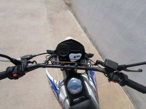 Imagen 4 de 4 de Carabela Shark