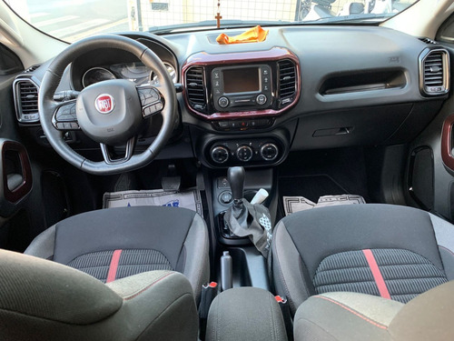 Imagem 7 de 12 de Fiat Toro 1.8 Freedom Aumatico 2019 Flex