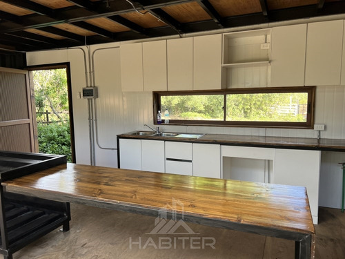 Casa En Venta De 5d 3b En Colbún, Sector Los Canelos.