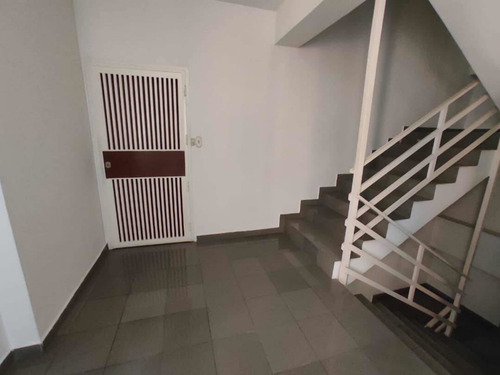 Imagen 14 de 14 de Se Vende Apto Urb La Trigaleña Res Lisely 185 Mtrs2