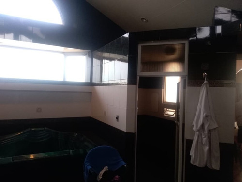 Imagen 15 de 22 de Residencia Hermosa Y Funcional, Adecuada Para Oficinas Corporativas O Negocios