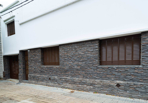 Imagen 1 de 30 de Casa De 4 Dormitorios