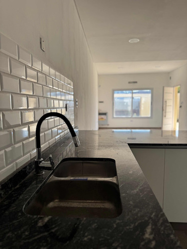Dúplex En Venta En Luján, G.b.a. Zona Oeste, Argentina (apto Credito)