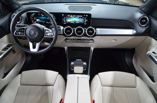 Imagem 6 de 8 de Mercedes Glb 200