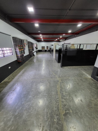 Imagen 21 de 26 de Se Vende Galpon, Av Los Aviadores, Barrio San Luis 04144583299
