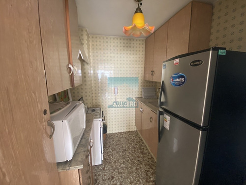 Apartamento En Venta 2 Dormitorios En Peninsula- Ref: 5619