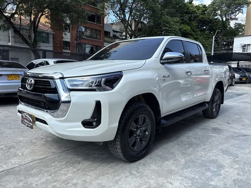 Toyota Hilux 4.0l Tp 4000cc 4x4 7ab Tc R17