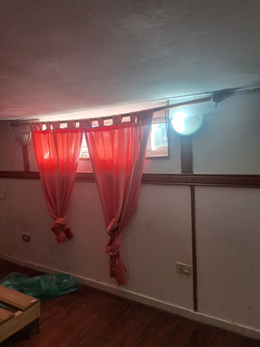 Casita En Ituzaingo Pvc De Bs.as 1cuadra De La Estación.